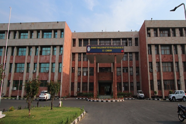 https://cache.careers360.mobi/media/colleges/social-media/media-gallery/18605/2020/12/24/Campus View of Government Rehabilitation Institute for Intellectual Disabilities Chandigarh_Campus-View.jpg
